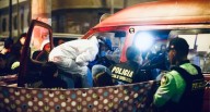 ¡Terror en Villa El Salvador! Sicarios acribillan a chofer de combi ‘Los Rojitos’ y vendedora de mazamorra Dos personas murieron en un ataque a balazos contra una combi de la empresa San Juan. El crim