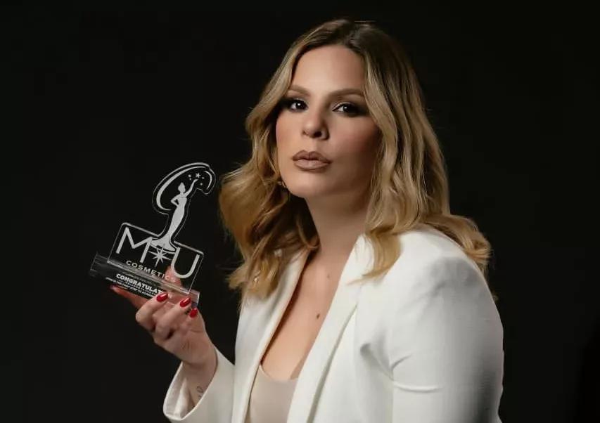 Geraldine Núñez, maquilladora venezolana, impulsa la formación de nuevos talentos en la industria de la belleza