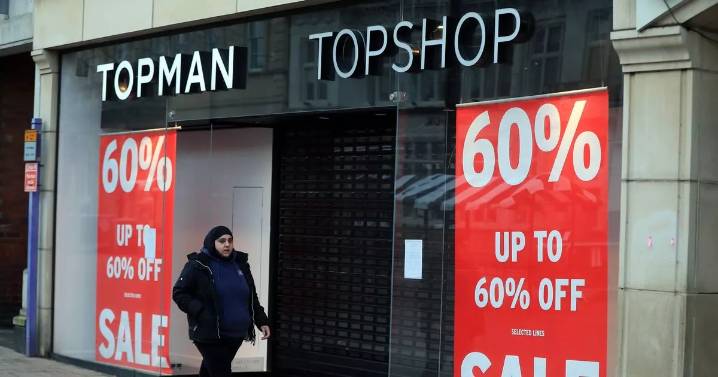 Topshop to return to UK high streets in unusual guide