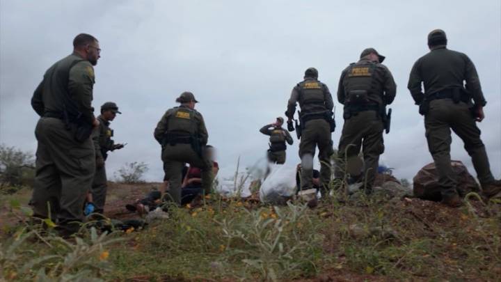 Policía encubierta persigue a traficantes en la zona fronteriza