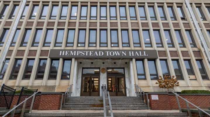 Town de Hempstead en desacato judicial por multas de cámaras