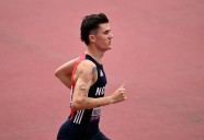 Athletics-Ingebrigtsen knocked out in world 1,500m heats