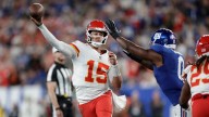 Mahomes, Chiefs beat Giants for first win this season