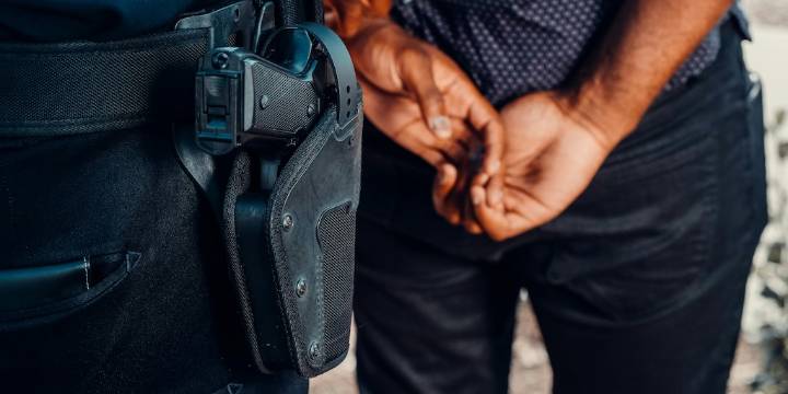 Cadena perpetua para extorsionadores: ¿Qué dice la ley de criminalidad sistemática?