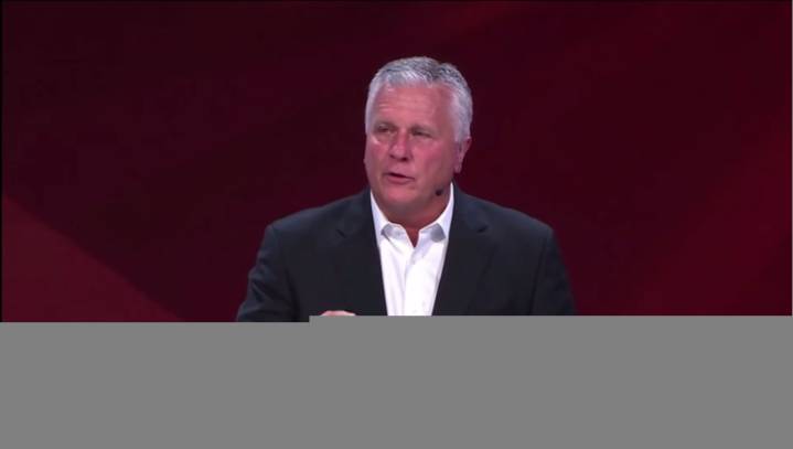 Asambleas de Dios busca detener declaración de su director ejecutivo Doug Clay en demanda por abuso en Chi Alpha