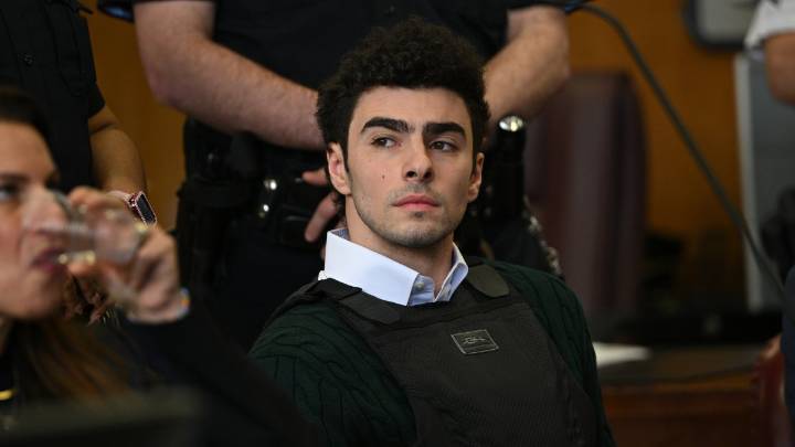 Luigi Mangione due in court as he seeks dismissal of state charges in CEO's killing