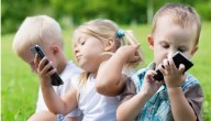 Pediatras alertan sobre déficits en el habla por uso de pantallas en niños
