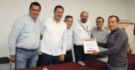Reconoce Incode a atletas máster colimenses por logros en campeonatos nacionales y maratones internacionales
