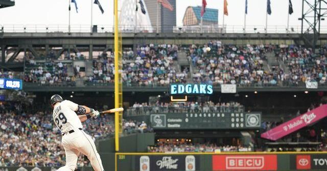 Mariners slugger Cal Raleigh hits MLB-leading 60th home run against Rockies