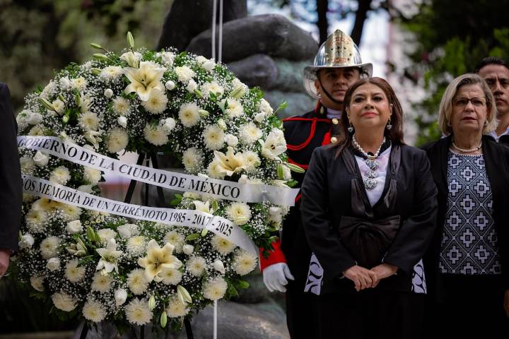 CDMX anuncia programa de refuerzo de edificaciones a 40 años del sismo de 1985
