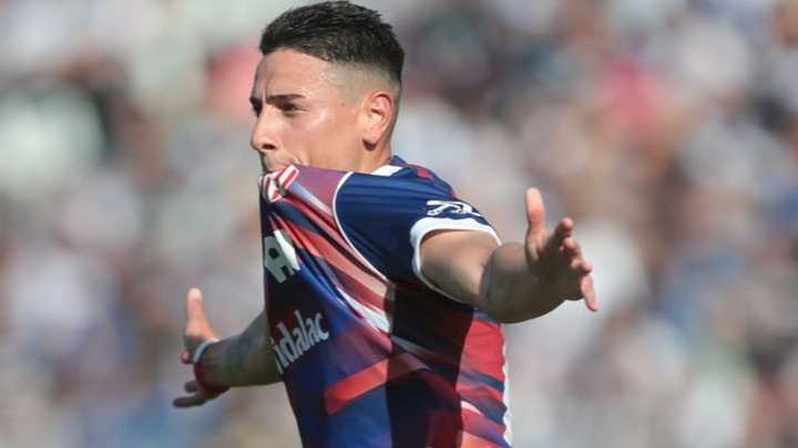 Unión ganó y saltó a lo más alto de la Zona "A"