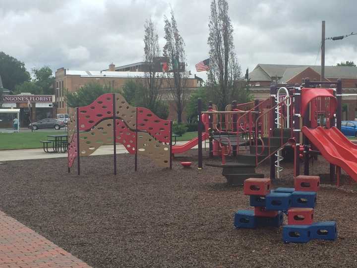 Springfield will expand Florian Park in South End with vacant land