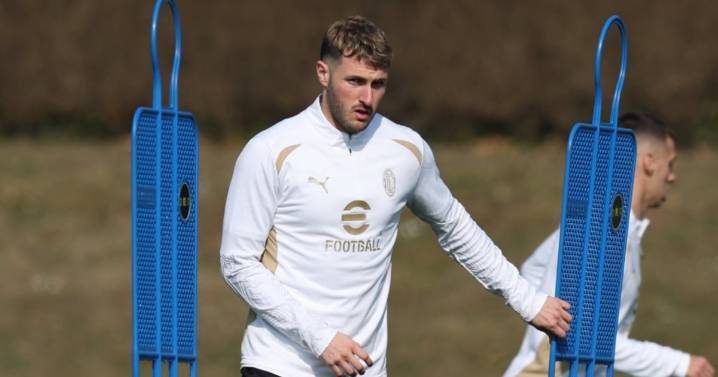 El mensaje de la agente de Santiago Giménez que blinda al mexicano en el Milan