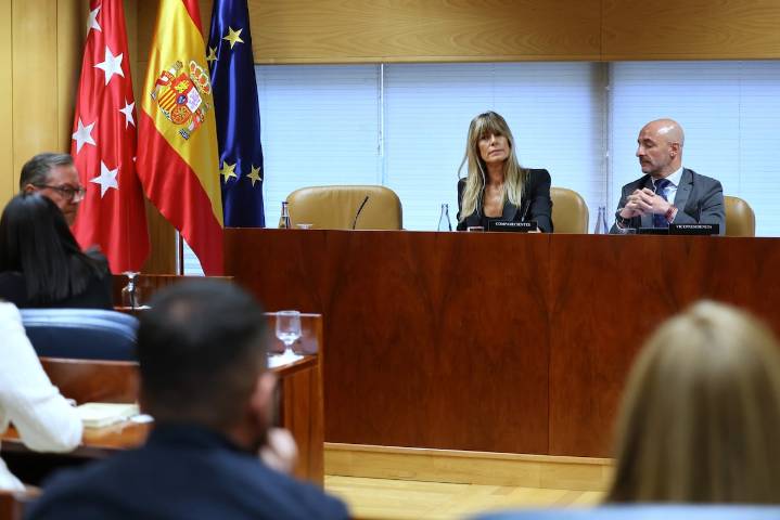 Un jurado popular frente al profesional: el ‘caso Begoña Gómez’ reaviva el debate