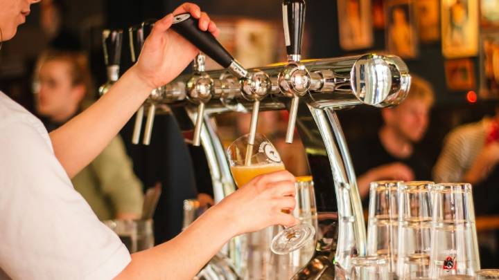 Emblemática cervecería de Ñuñoa pide su quiebra por millonarias deudas: Los motivos de su crisis