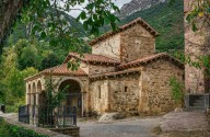 Este pequeño pueblo cántabro tiene algo que no verás en ningún otro