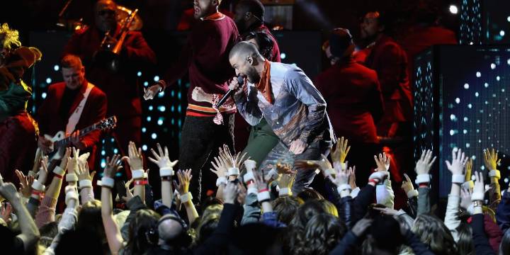 Latin Superstar Tapped to Headline 2026 Super Bowl Halftime Show