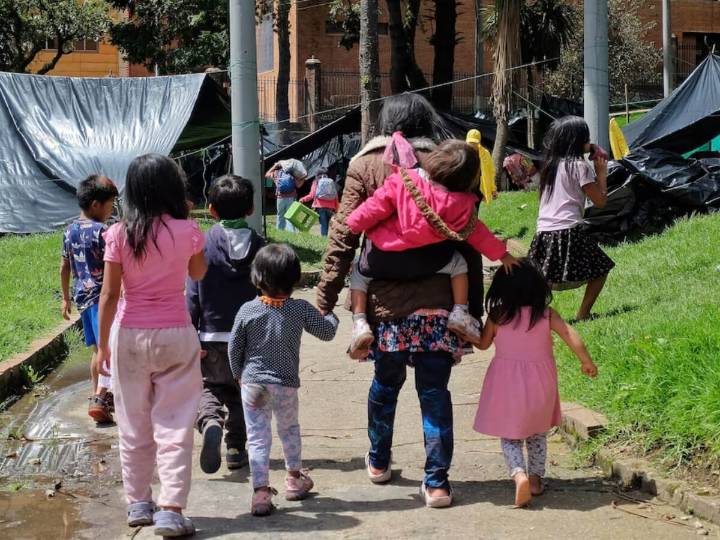Inicia el retorno de comunidades Embera en Bogotá a sus territorios