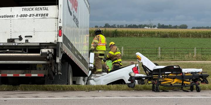 Hall County Sheriff’s Office investigating deadly crash on Hwy 281
