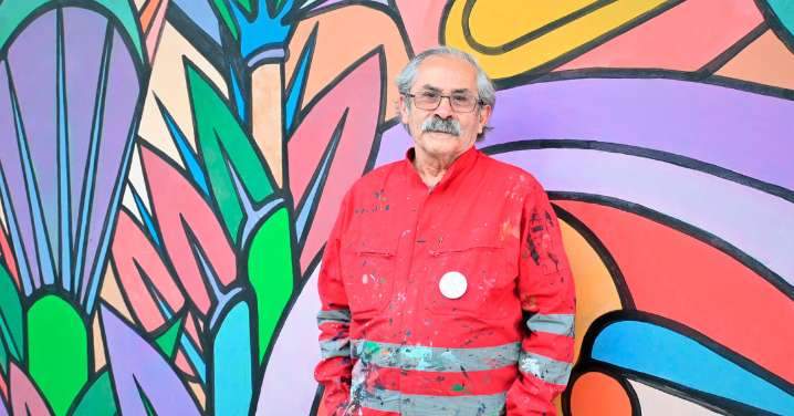 Alejandro “Mono” González hace historia: Es el primer artista popular que recibe el Premio Nacional de Artes Plásticas