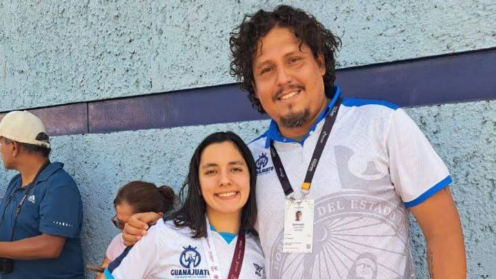 Nadadores celayenses ganan medallas en la Paralimpiada Nacional CONADE 2025