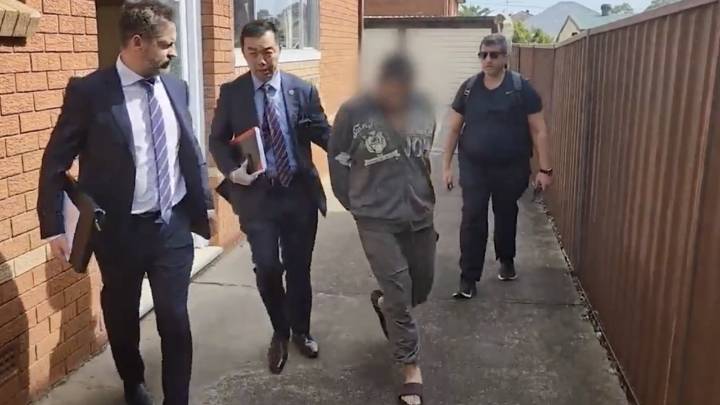 Former NSW Transport worker accused of swindling multimillion-dollar contracts arrested months after vanishing ahead of ICAC probe