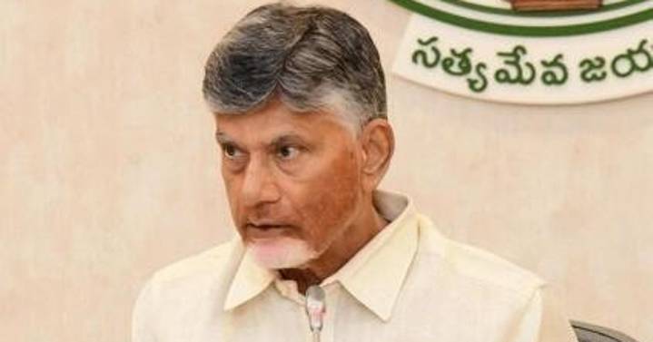Andhra Pradesh 'How dare a cop serves me legal notice': Andhra CM fumes