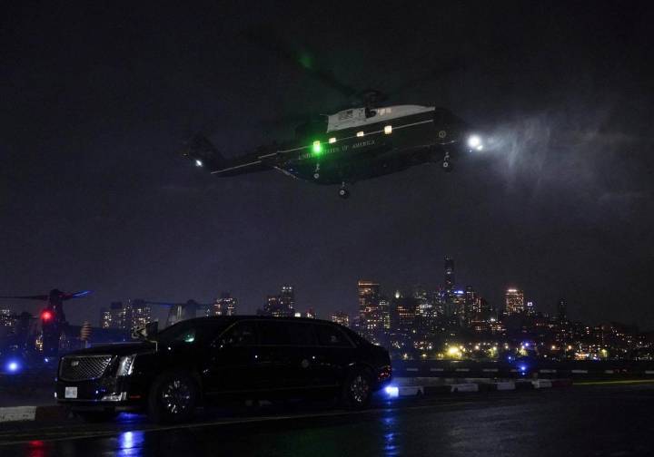 EE UU podría condenar a cinco años de cárcel a un hombre por apuntar con un láser al helicóptero de Trump