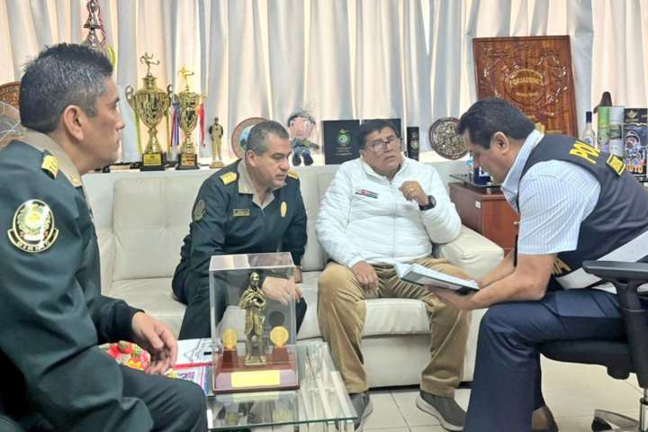 Ministro del Interior supervisa avances en caso de asesinato de ciudadano indonesio