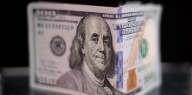 A dos meses del "Comprá campeón", la escalada del dólar obliga al Gobierno a meter mano y dejar las chicanas
