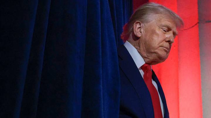 Trump Booed at Yankee Stadium Amid Heavy Security, Marking Second Chilly Reception in a Week