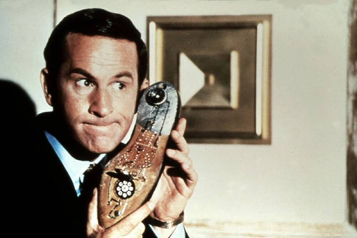 Los secretos de El Superagente 86. El origen del zapatófono, la falsa tía de Acapulco y una engañosa visita a Buenos Aires