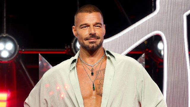 ¡Ricky Martin Brilla en los MTV VMA’s 2025 al Llevarse el Codiciado Latin Icon Award!