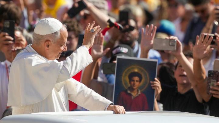 "El influencer de Dios": el Papa convirtió en santo a un fanático de la tecnología