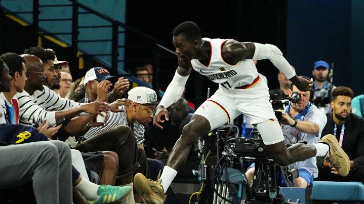 EuroBasket MVP Dennis Schroder closes out Turkey to give Germany the gold