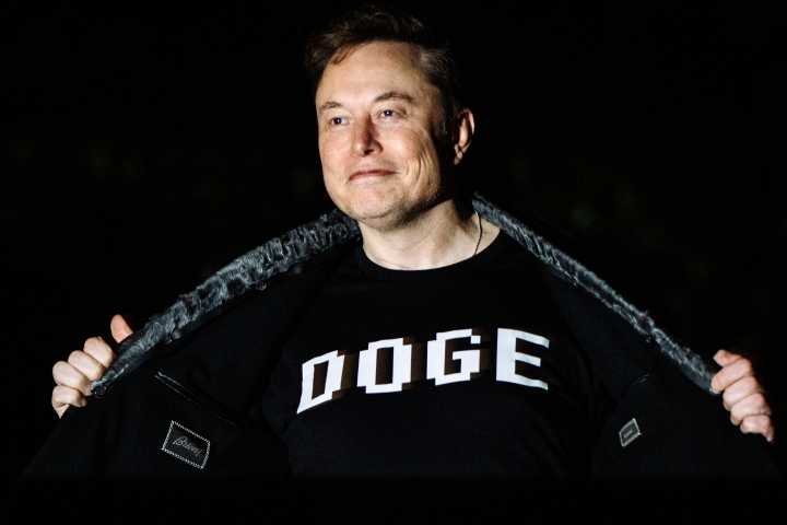 Elon Musk Dummy Beheaded on Stage During Rock Music Festival