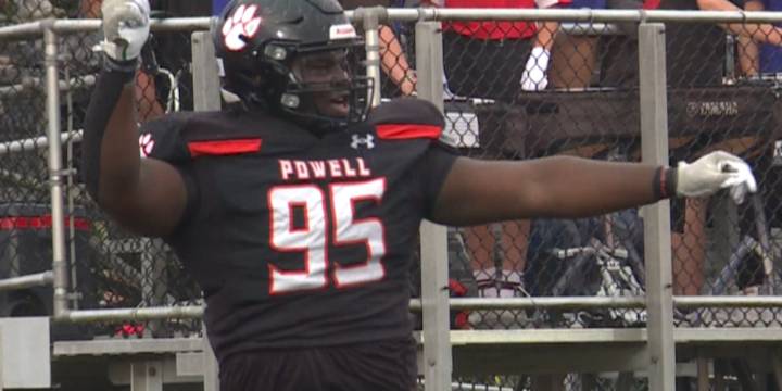 Powell pulls away from Halls to open region play