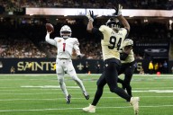 Arizona Cardinals take opener, Murray throws 2 TD passes in 20