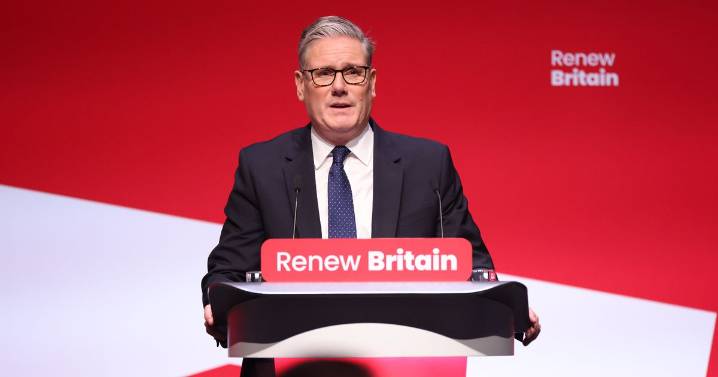 Keir Starmer 'proud of the Saltire' as he pledges to renew Scotland alongside other UK nations