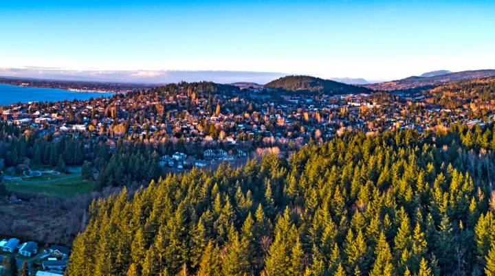 78-Unit Bakerview Terrace in Bellingham Trades for $12.79MM