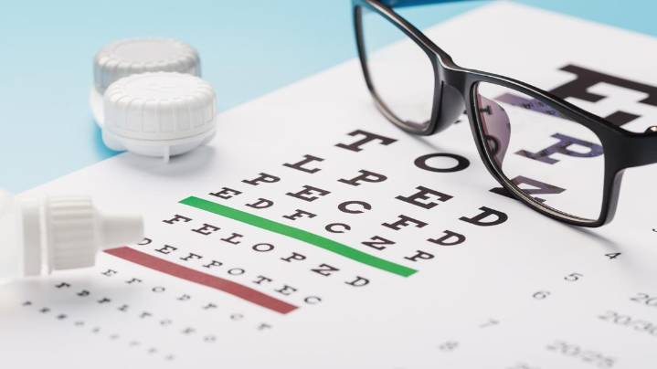 Your eye doctor wants you to pay for your contact lens or eyeglass prescription? That's illegal!