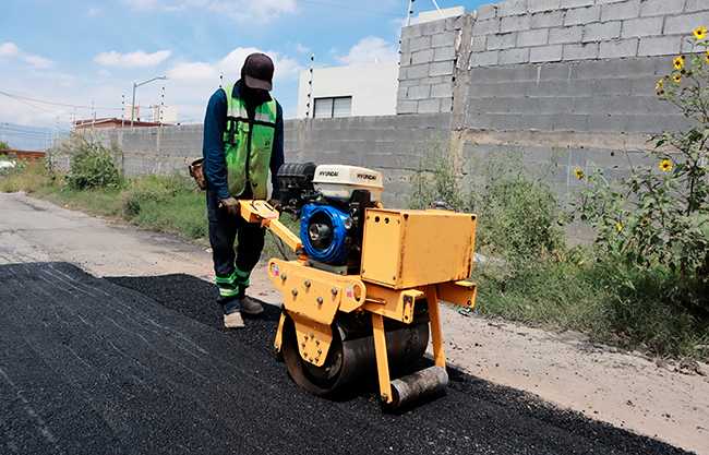 Refuerza Ayuntamiento bacheo al sur de Saltillo