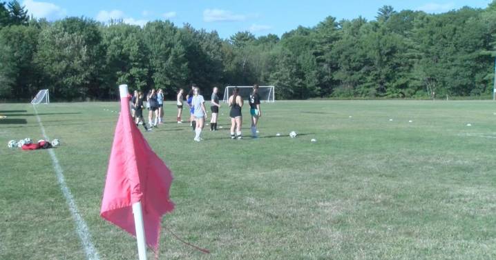 Howlers girls soccer team begins road to back