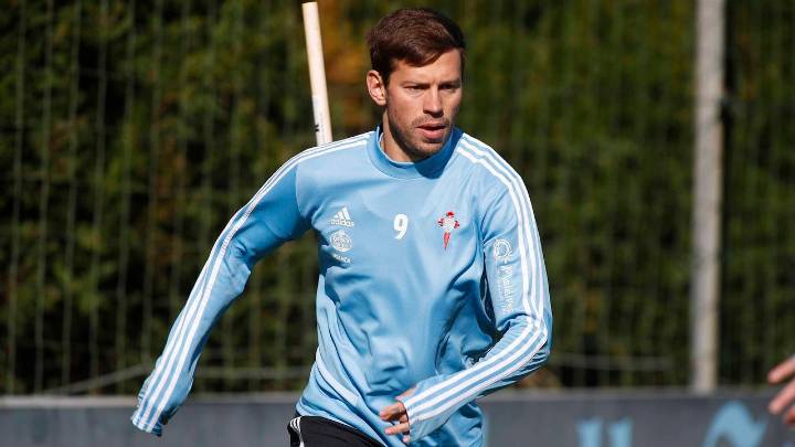 El exjugador del Celta Smólov, que afronta tres años de cárcel, reconoce parcialmente su culpa