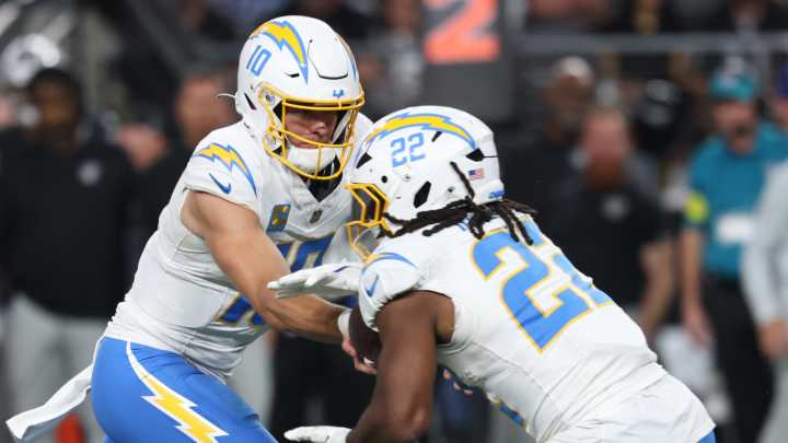 Chargers reveal latest on injury to RB Najee Harris