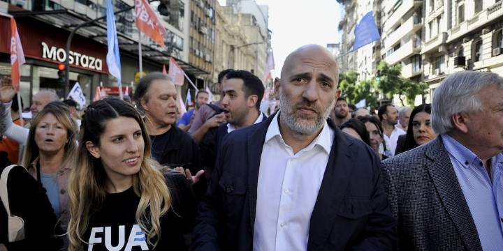 Yacobitti: “Si no logramos revertir el veto, vamos a dejar de ver a las universidades públicas tal cual las conocemos”