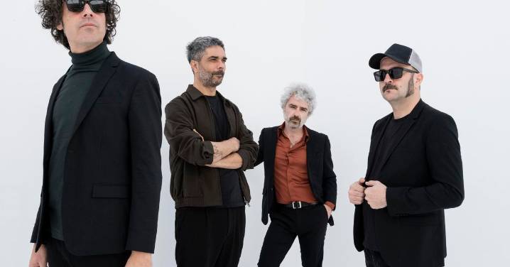 Abraham Boba, vocalista de León Benavente: “Ahora los discos duran tres semanas, luego la gente se olvida”