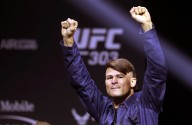 Where to watch Noche UFC: Lopes vs. Silva live stream today