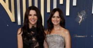 Emmys 2025: 'Gilmore Girls' Lauren Graham & Alexis Bledel Reunite