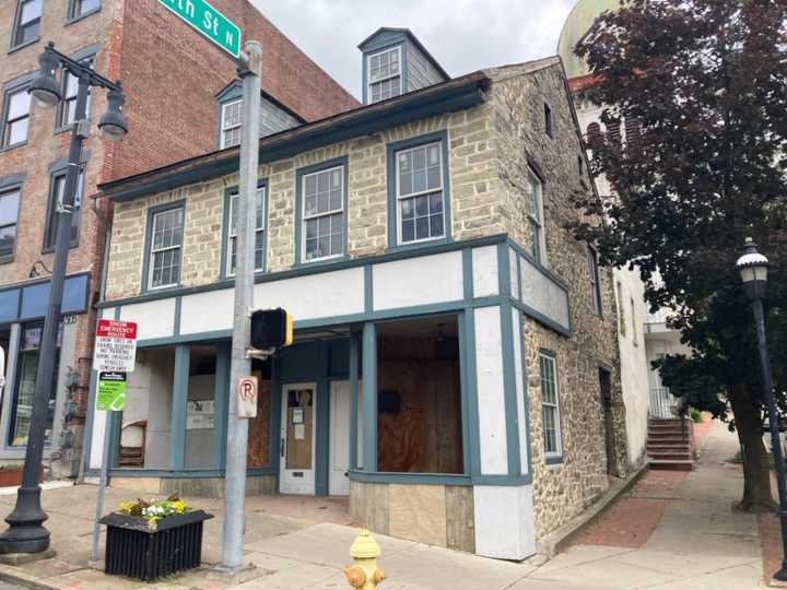 Easton reaches $350,000 agreement with church over historic Hooper House